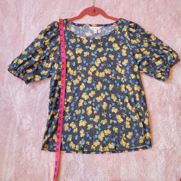 Lauren Conrad lemon print peasant shirt size XS, great condition - Picture 4 of 7